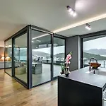 Luxury Апартаменты *
